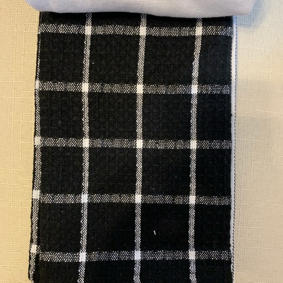 NWT Ghost Halloween Set of 3 Kitchen Towels - Picture 3 of 4